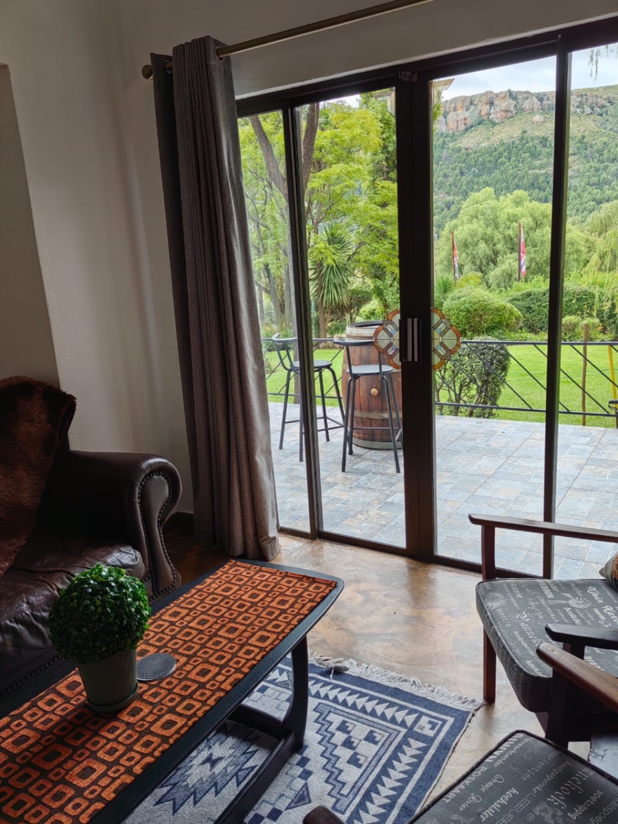 9 Bedroom Property for Sale in Lady Grey Eastern Cape